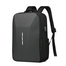 Cargar imagen en el visor de la galería, Mochila para hombre casual , Antirrobo con cargador USB exterior
Gran capacidad para poder guardar tus artículos personales