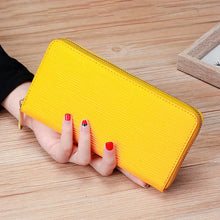 Cargar imagen en el visor de la galería, Monedero de Piel de alta calidad con gran capacidad y espacio
