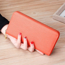 Cargar imagen en el visor de la galería, Monedero de Piel de alta calidad con gran capacidad y espacio
